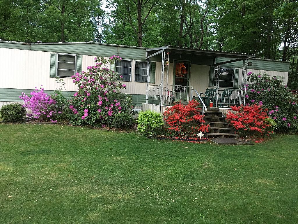 Preview of property located at 9704 Louise St